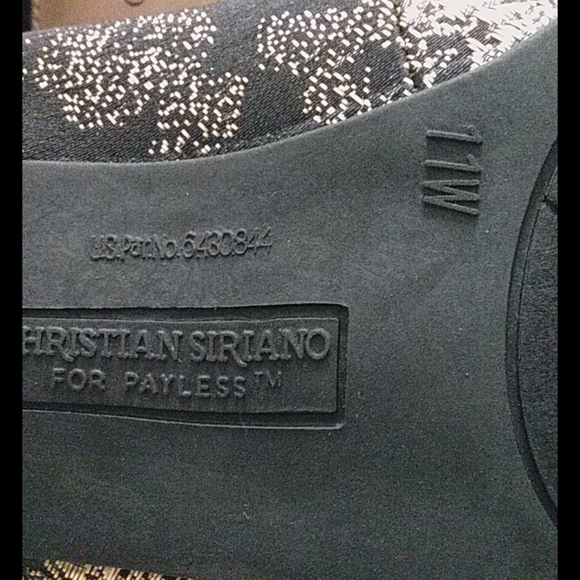 Delicate Lace Pump (NWOT) - Picture 7 of 12